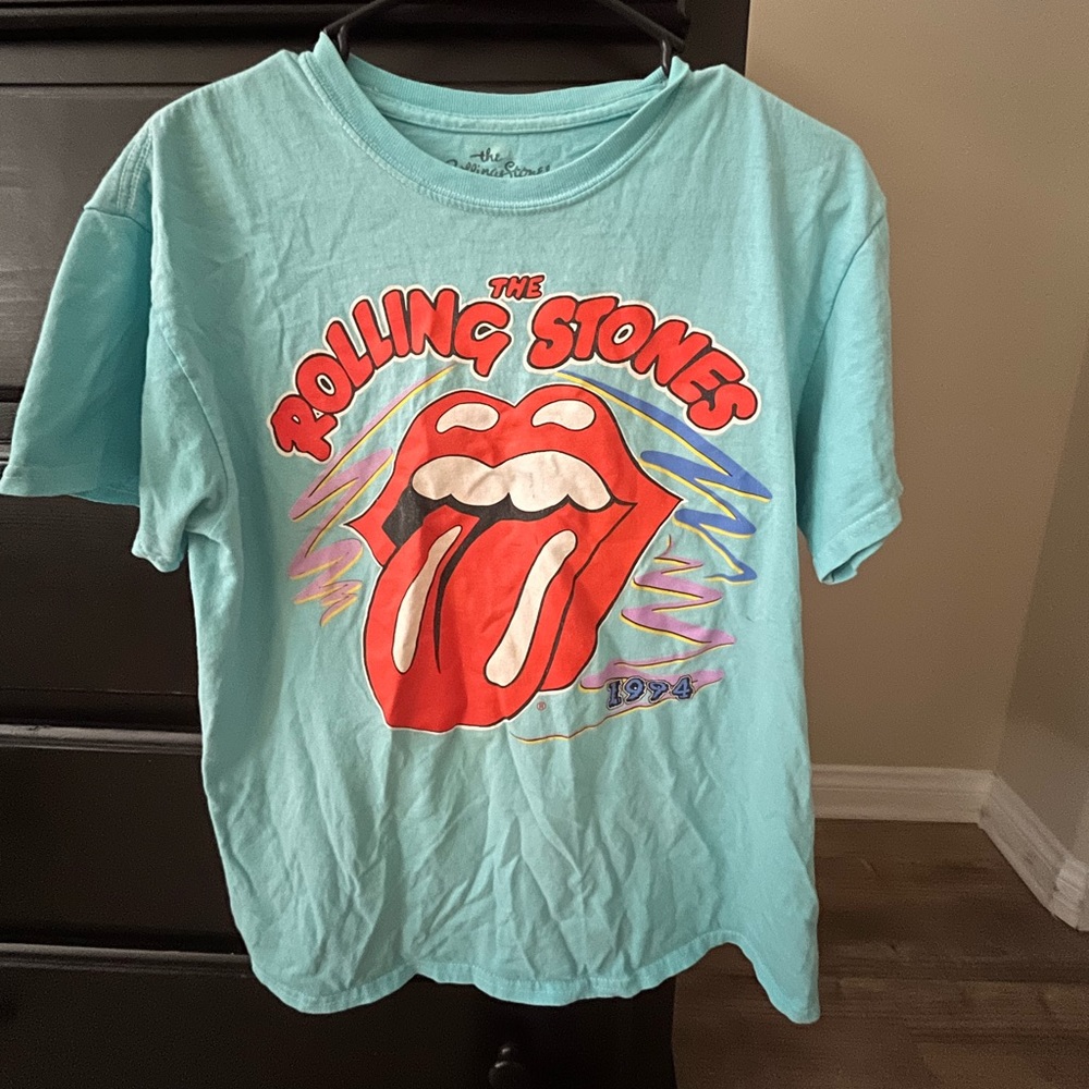 blue rolling stones graphic tee